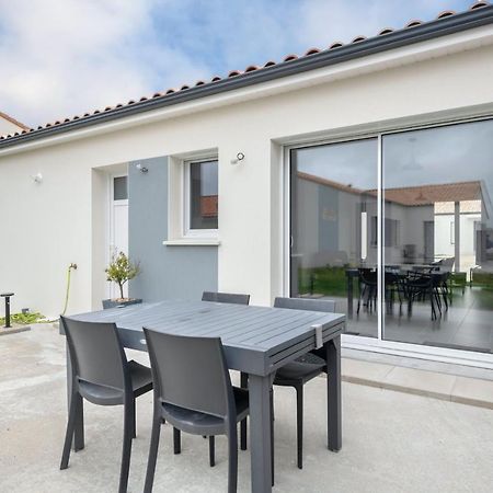 Maison Moderne Pour 7 Personnes A Saint-Michel-Chef-Chef Exterior photo