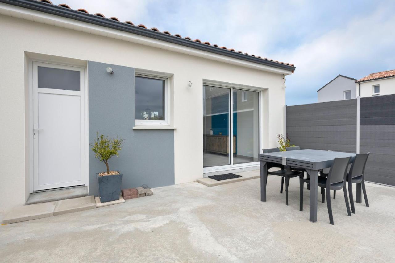 Maison Moderne Pour 7 Personnes A Saint-Michel-Chef-Chef Exterior photo